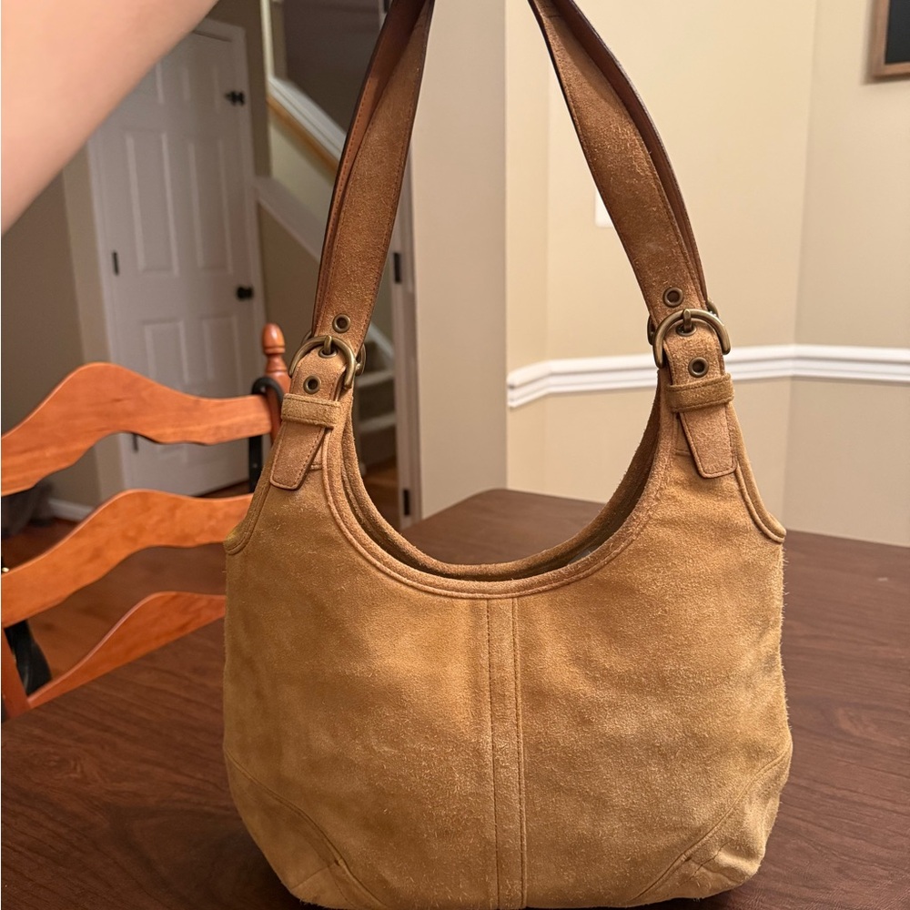 💙SOLD on Depop - Y2K Coach Tan Suede Soho Bag